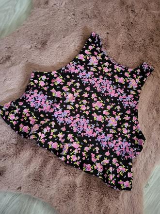 M crop top kvetinovy, h&m,m