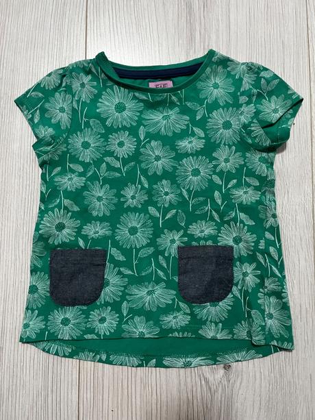 Zelene kvietkovane tricko, f&f,92