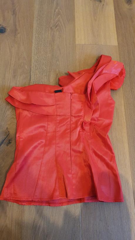 Top na jedno rameno, river island,36