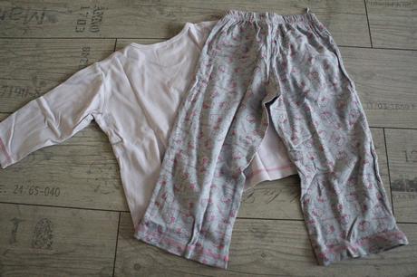 Pyžamo hello kitty, h&m,98