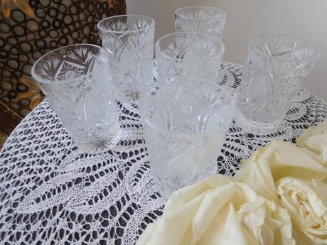 Brúsené sklo poldecáky 6 kusov, 