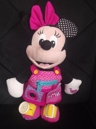 Plyšová minnie s interaktívnymi prvkami, 