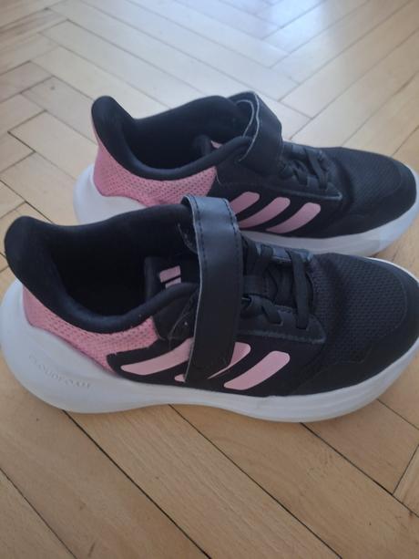 Adidas tenisky, adidas,32