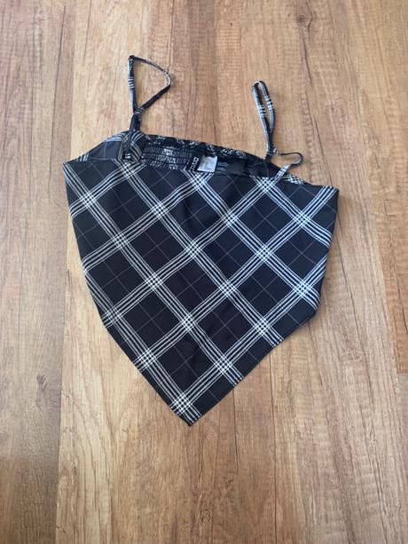 Dievcenske tielko, 152