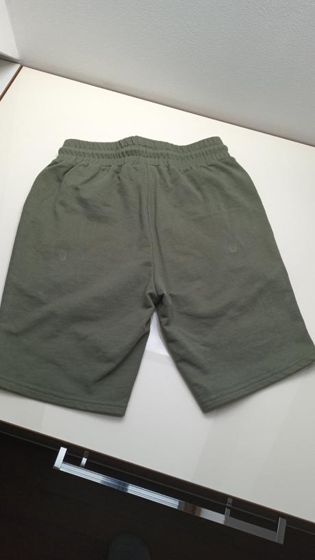 Kraťasy 134/140, chapter young,134