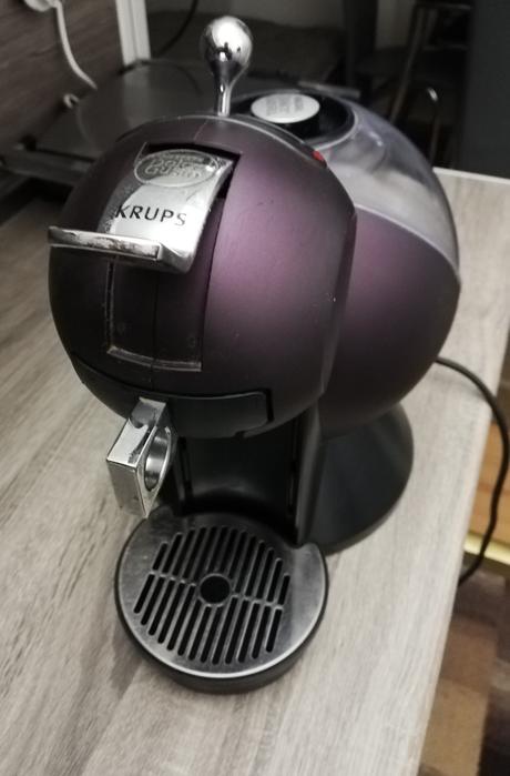 Kávovar nescafe dolce gusto, krups