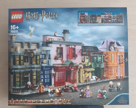 Predám lego harry potter 75978 šikmá ulička, 