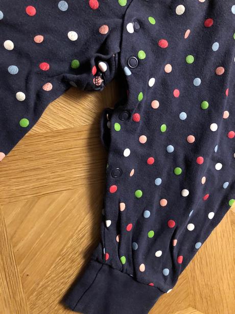 Overal na spanie, baby club,86