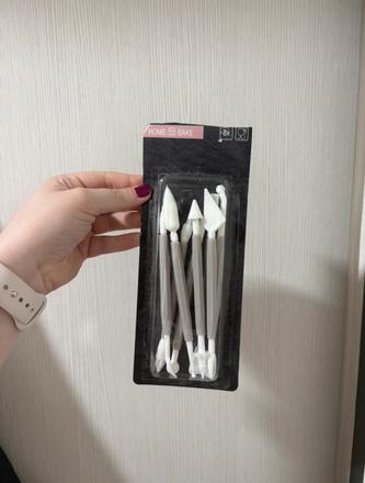 Pomôcky na zdobenie,