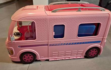 Barbie karavan snov, 
