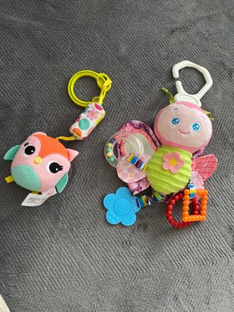 Zavesne hracky na kocik,