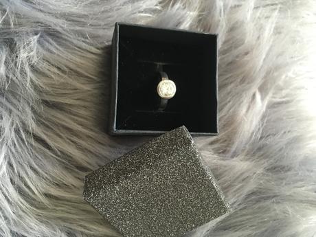 Strieborný nahrdelnik, prstene, 