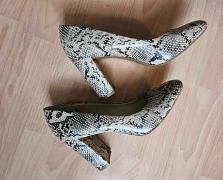Krásne zaujímavé lodičky, graceland,40