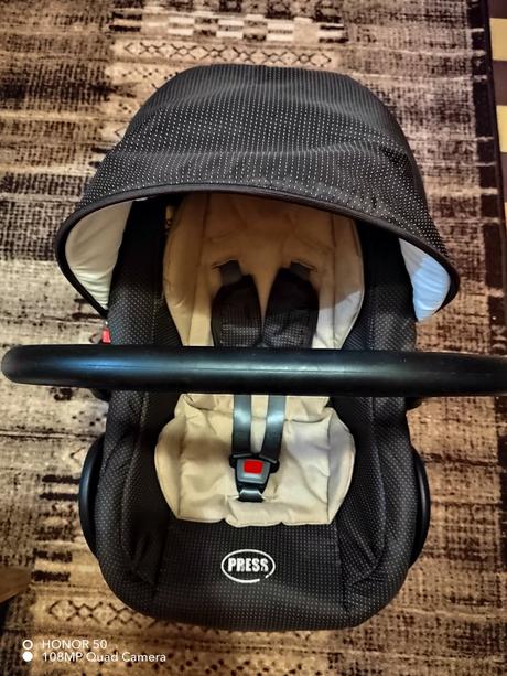 Autosedačka - vajíčko, riko