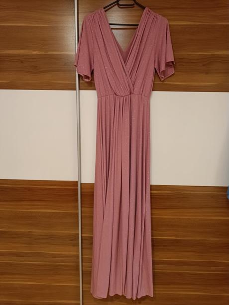 Predám krásne plesové šaty veľkosť 44/46 skôr 44, 44