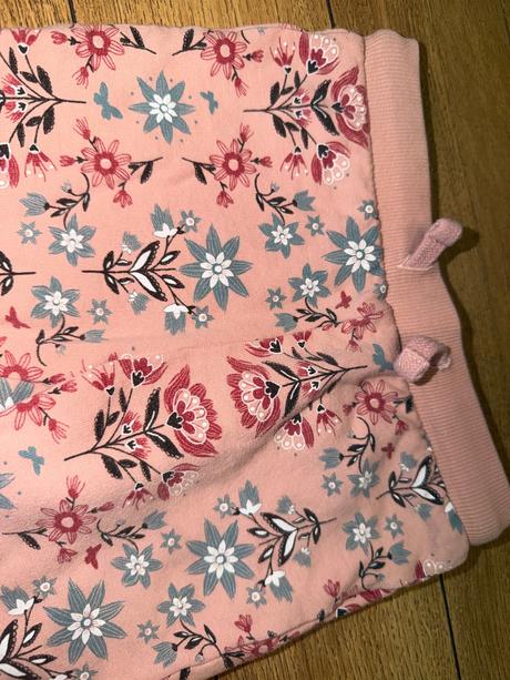Dievčenské tepláky s kvetinovým vzorom, pepco,92