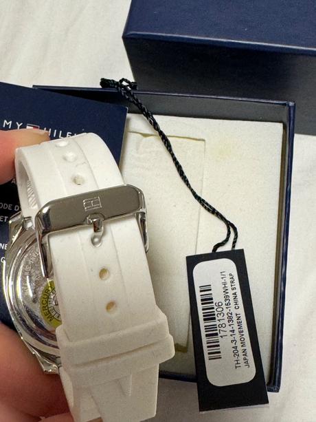 Hodinky tommy hilfiger 36 mm top stav, tommy hilfiger