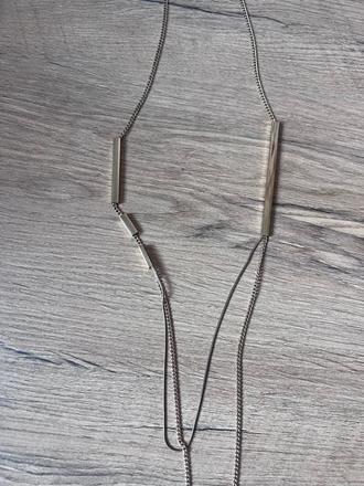 Dlhý náhrdelník,