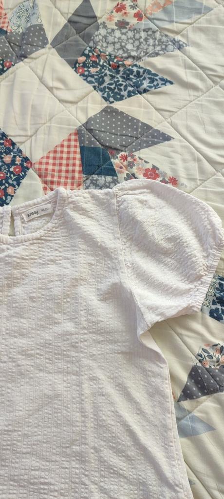 Elegantné tričko, sinsay,146