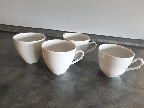 Retro sklo a keramika, 