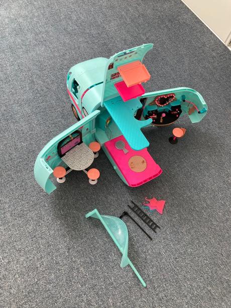 Lol surprese karavan,