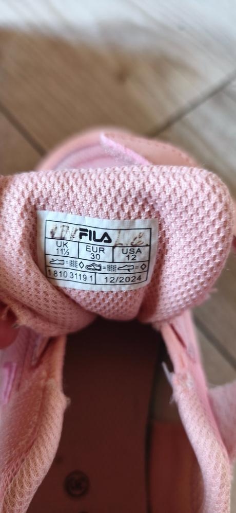 Fúka tenisky, fila,30