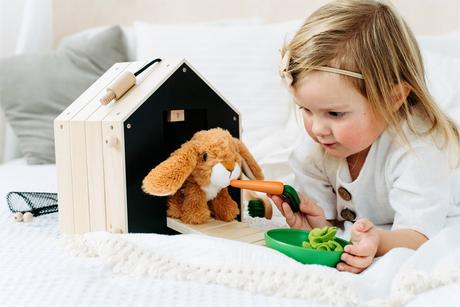 Small foot staraj sa o zajačika, 