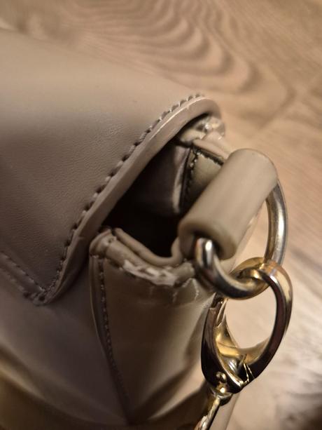 Valentino kabelka elegantná do ruky, valentino