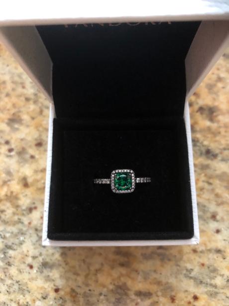 Prsteň pandora, pandora