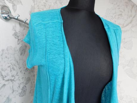 Luxusny lanovy kardigan, 38