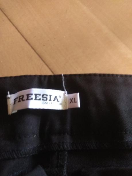 Nohavice s vreckami, xl