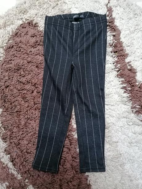 Nohavice slim, reserved,92