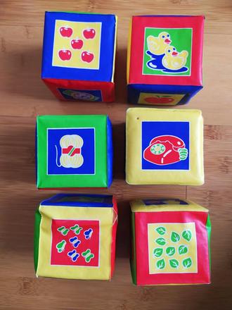 Plastové, mäkké kocky, 