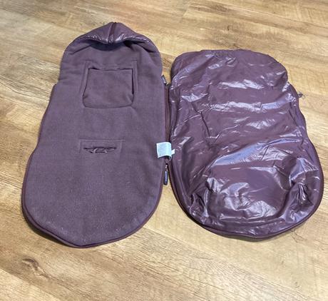 Fusak do vajíčka, red castle