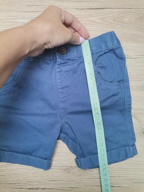 Tmavomodré kratase, f&f,80