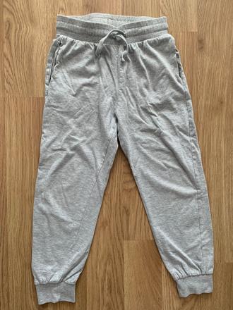 Tenšie tepláky, h&m,134