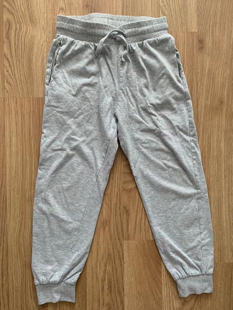 Tenšie tepláky, h&m,134