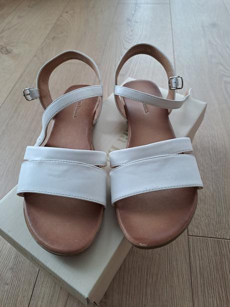 Sandálky, clara barson,39