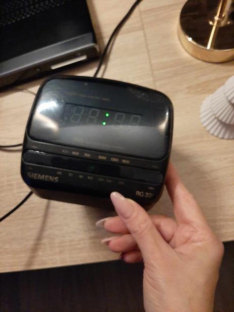 Budík digitálne hodiny rádio 2v1retro, siemens