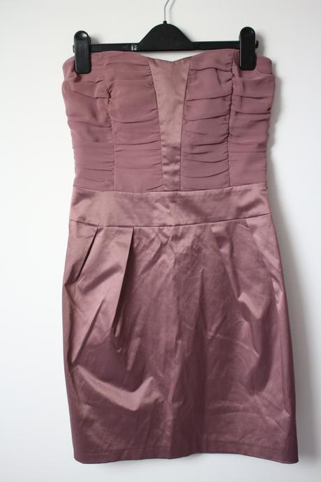 Ružové minišaty, 38