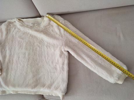 Úžasný kožuštekový svetrík,top, zara,140