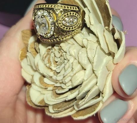 Prsteň z chirurgickej ocele, 