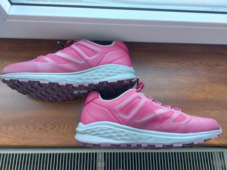 Úplne nové nepremokavé tenisky, jack wolfskin,39