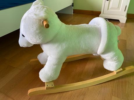 Drevený hojdací medvedík, 