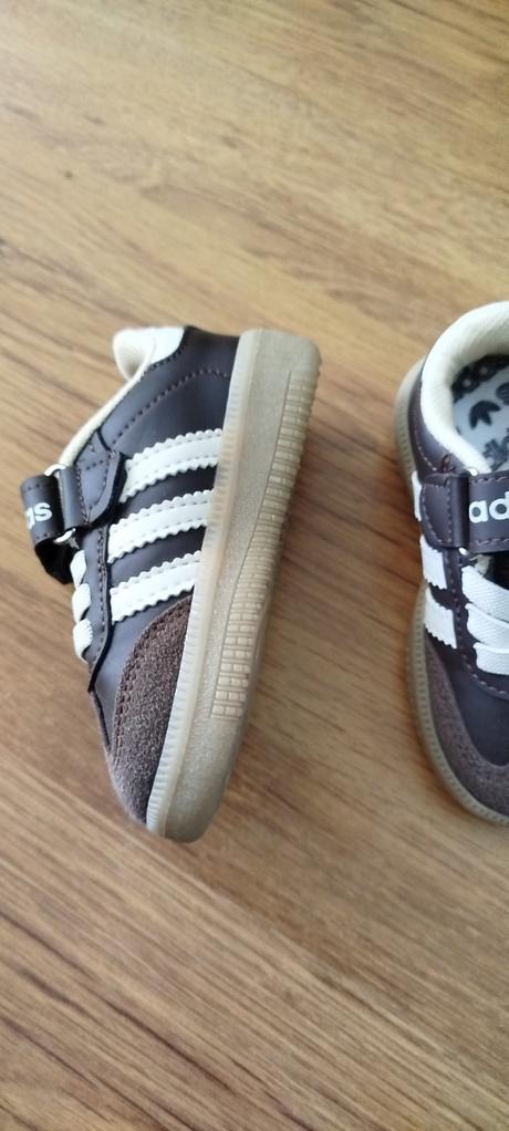 Botasky adidas, adidas,22
