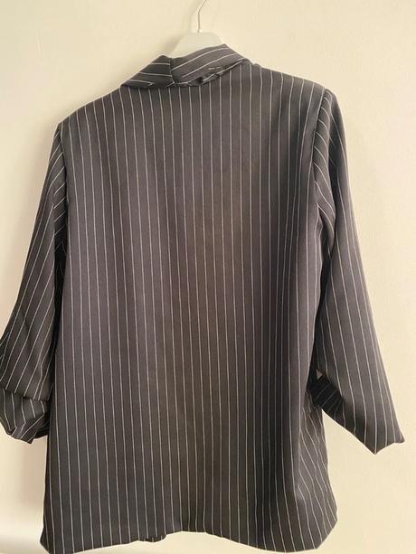 Luxusný kostým veľ.s/m, 38