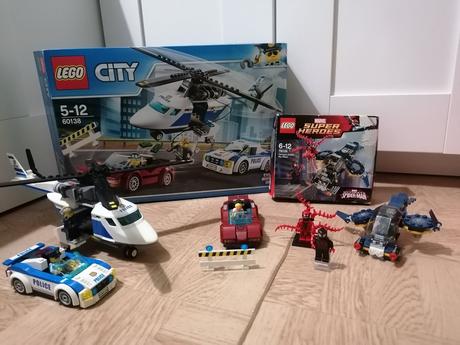 Lego city + lego marvel super herdes,