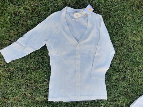Biely svetrík velk. 40., 40