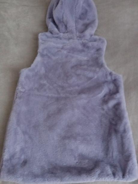 Chlpatá vesta č. 170 nová, pepco,170