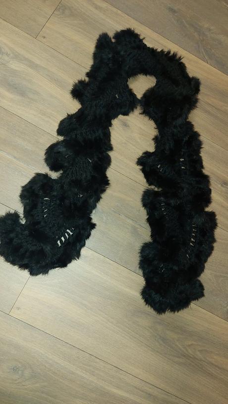 Krasny kozusinovy sal, 